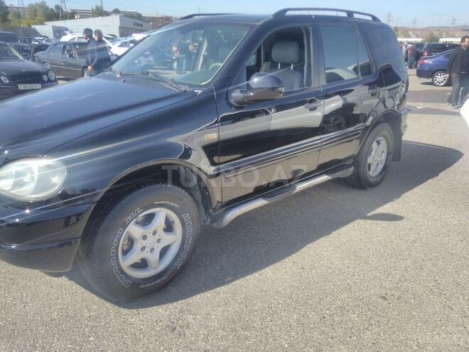 Mercedes ML 320 2001, 198,000 km - 3.2 л - Bakı