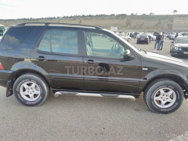 Mercedes ML 320 2001, 198,000 km - 3.2 л - Bakı