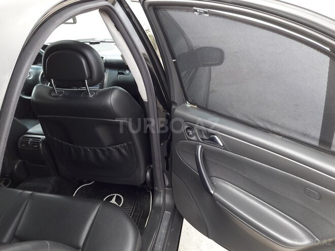 Mercedes C 180 2003, 284,500 km - 1.8 l - Bakı