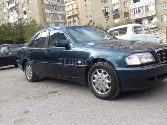 Mercedes C 200 1999, 256,000 km - 2.0 l - Bakı