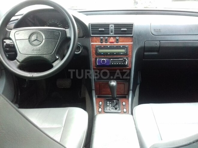 Mercedes C 200 1999, 256,000 km - 2.0 l - Bakı