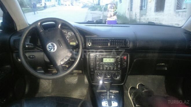 Volkswagen Passat 2002, 207,000 km - 0.2 l - Bakı