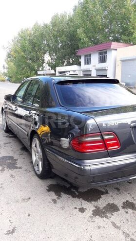 Mercedes E 320 1999, 232,500 km - 3.2 l - Ağstafa