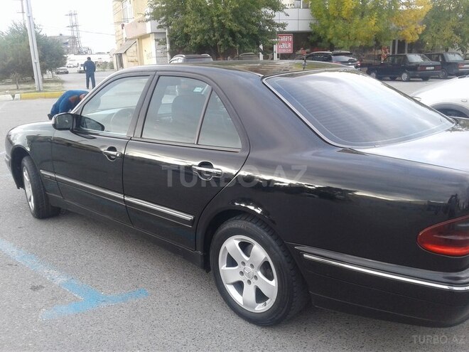 Mercedes E 220 2000, 275,000 km - 2.2 l - Bakı