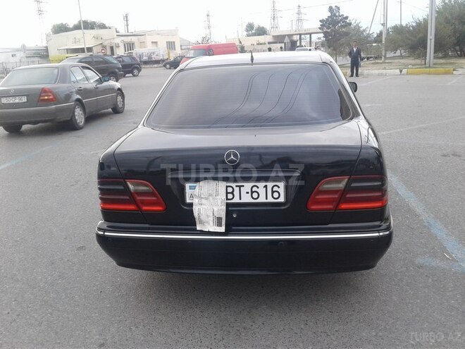 Mercedes E 220 2000, 275,000 km - 2.2 l - Bakı