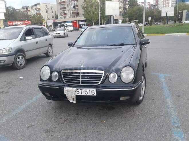Mercedes E 220 2000, 275,000 km - 2.2 l - Bakı