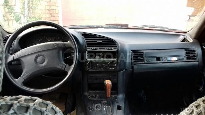 BMW 325 1992, 380,000 km - 2.5 л - Bakı