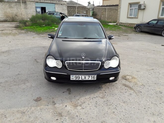 Mercedes C 180 2003, 195,000 km - 1.8 l - Bakı