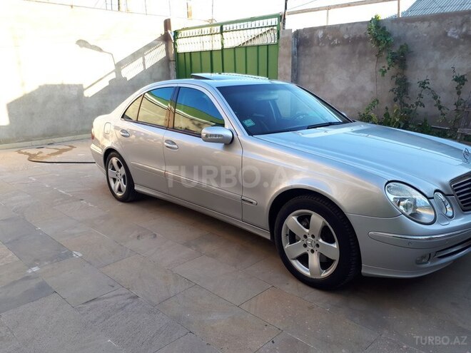 Mercedes E 320 2003, 250,000 km - 3.2 l - Bakı