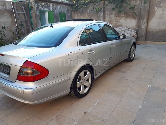 Mercedes E 320 2003, 250,000 km - 3.2 l - Bakı