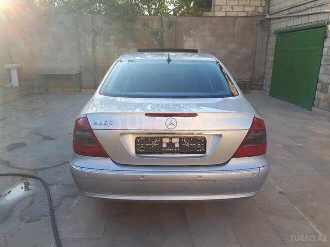 Mercedes E 320 2003, 250,000 km - 3.2 l - Bakı