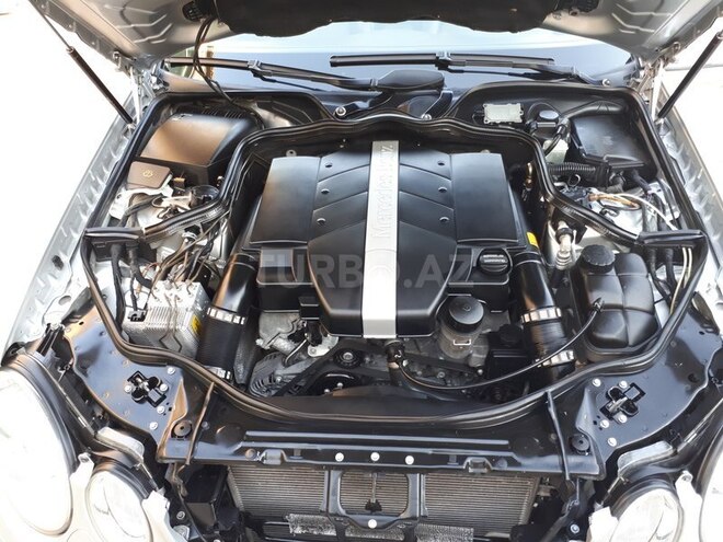 Mercedes E 320 2003, 250,000 km - 3.2 l - Bakı