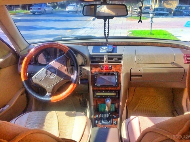Mercedes C 230 1997, 194,000 km - 2.3 l - Sumqayıt