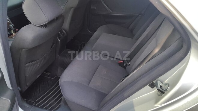 Mercedes E 240 2001, 269,500 km - 2.6 l - Bakı