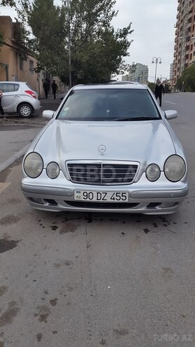 Mercedes E 240 2001, 269,500 km - 2.6 l - Bakı