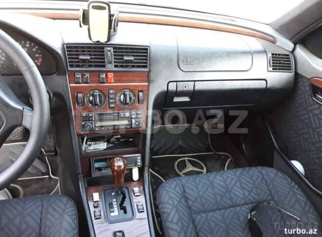 Mercedes C 200 1995, 375,000 km - 1.8 l - Bakı