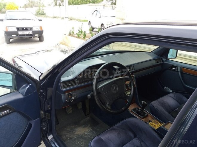 Mercedes E 200 1994, 285,000 km - 2.0 л - Sumqayıt