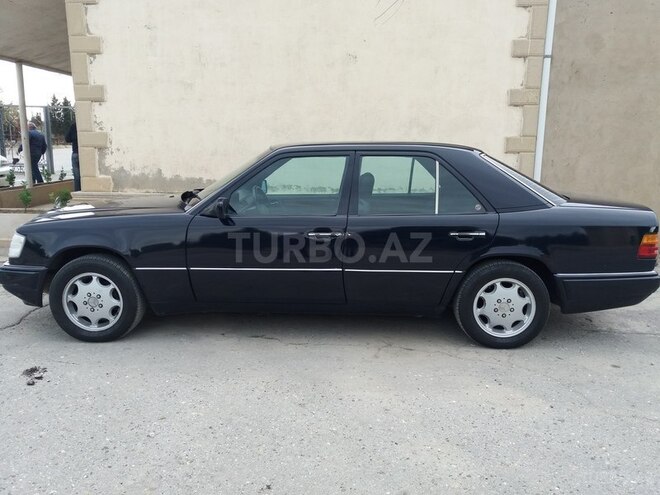 Mercedes E 200 1994, 285,000 km - 2.0 л - Sumqayıt