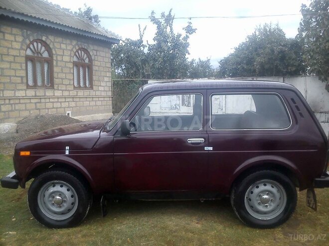 LADA (VAZ) Niva 1996, 150,000 km - 1.6 л - Şirvan