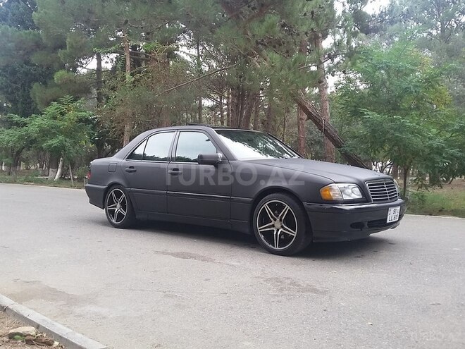 Mercedes C 230 2000, 328,893 km - 2.3 л - Sumqayıt