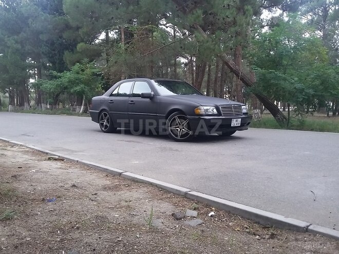 Mercedes C 230 2000, 328,893 km - 2.3 л - Sumqayıt