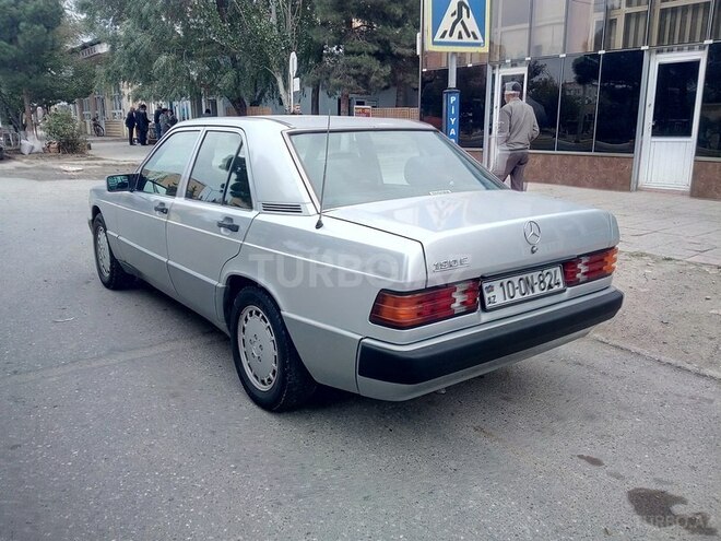 Mercedes 190 1992, 258,000 km - 2.0 l - Sumqayıt