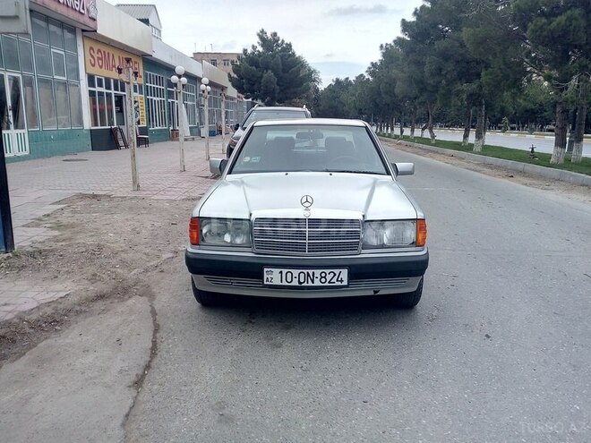 Mercedes 190 1992, 258,000 km - 2.0 l - Sumqayıt