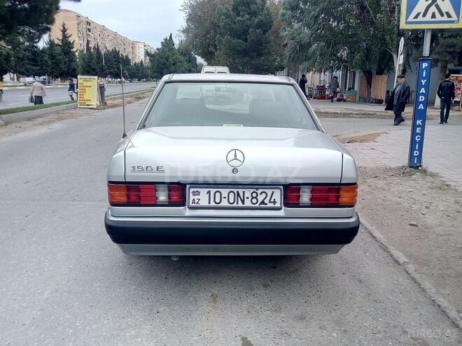 Mercedes 190 1992, 258,000 km - 2.0 l - Sumqayıt