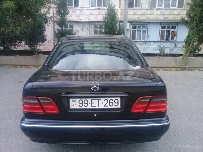 Mercedes E 240 1999, 18,800 km - 2.6 l - Bakı
