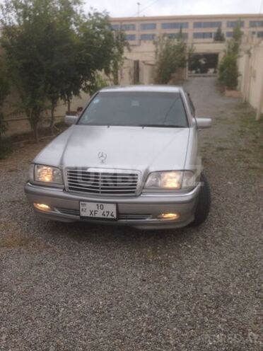 Mercedes C 240 1998, 290,000 km - 2.4 л - Bakı