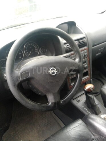 Opel Astra 2003, 180,000 km - 2.0 l - Bakı