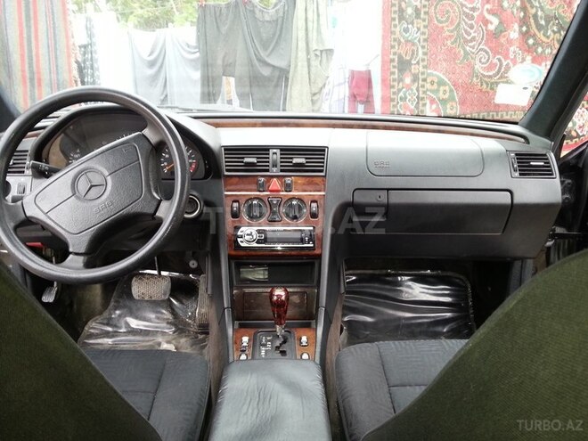 Mercedes C 180 1997, 321,421 km - 1.8 l - Sumqayıt