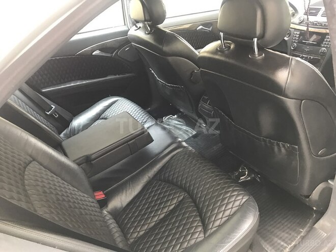 Mercedes E 220 2002, 263,000 km - 1.5 l - Yevlax