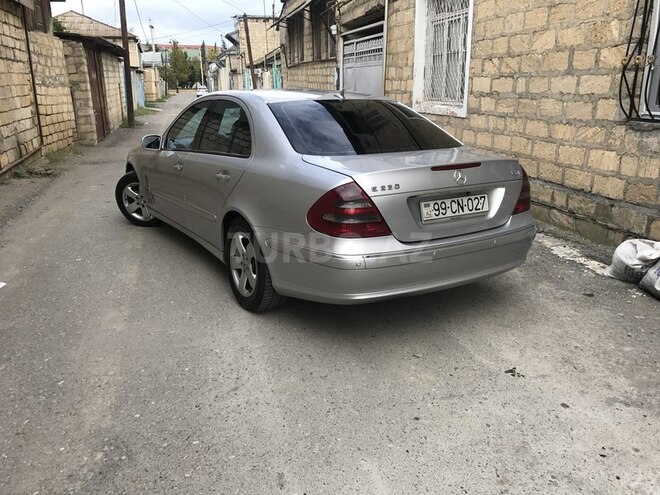 Mercedes E 220 2002, 263,000 km - 1.5 l - Yevlax
