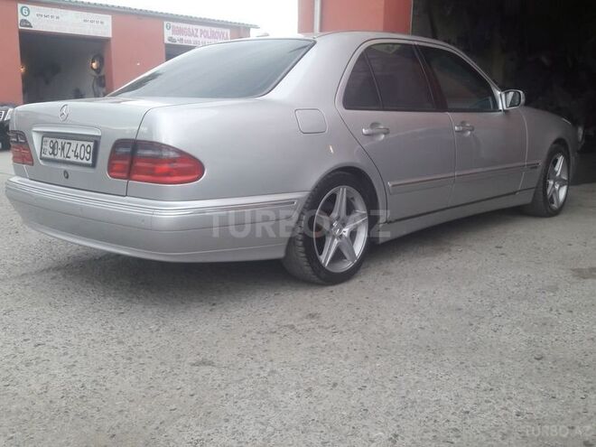 Mercedes E 270 1999, 277,000 km - 2.7 l - Bakı