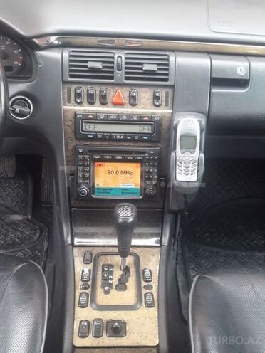 Mercedes E 270 1999, 277,000 km - 2.7 l - Bakı
