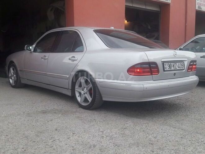 Mercedes E 270 1999, 277,000 km - 2.7 l - Bakı