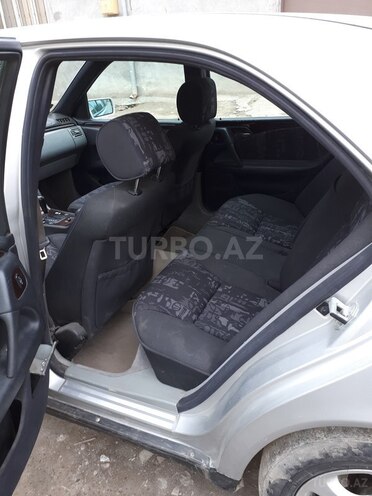 Mercedes E 200 1996, 230,000 km - 2.0 л - Gəncə