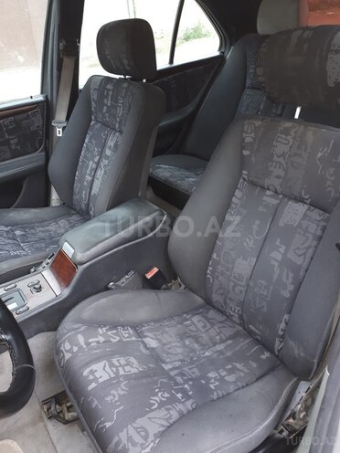 Mercedes E 200 1996, 230,000 km - 2.0 л - Gəncə