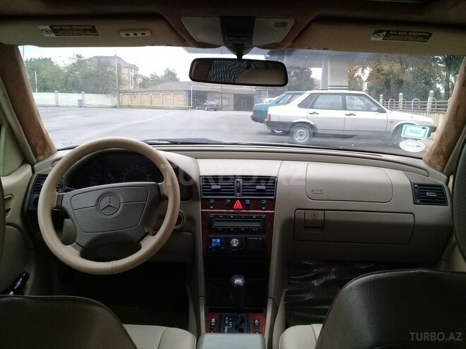 Mercedes C 230 1998, 240,000 km - 2.3 l - İsmayıllı