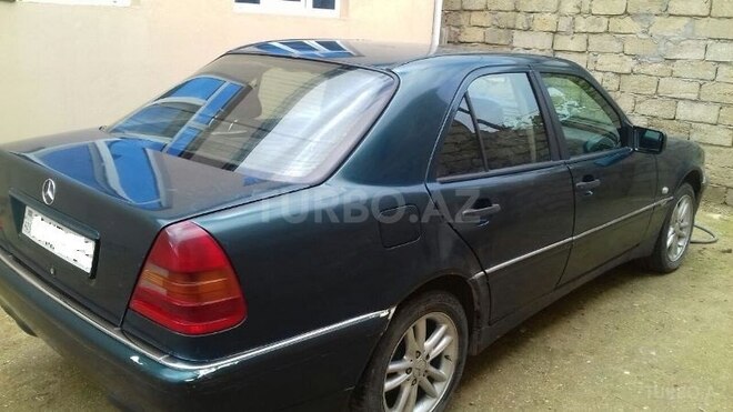 Mercedes C 220 1995, 435,099 km - 2.2 l - Bakı