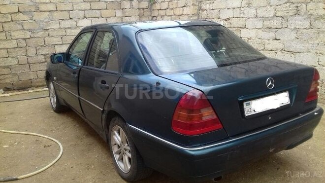 Mercedes C 220 1995, 435,099 km - 2.2 l - Bakı