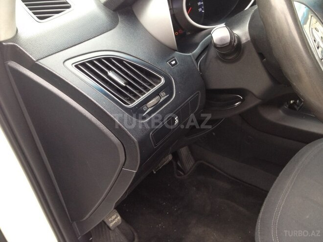 Hyundai ix35 2012, 108,000 km - 2.0 l - Bakı