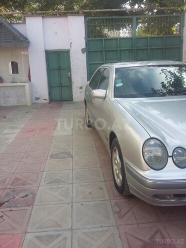 Mercedes E 220 2000, 265,000 km - 0.2 l - Bakı