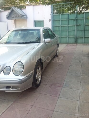 Mercedes E 220 2000, 265,000 km - 0.2 l - Bakı