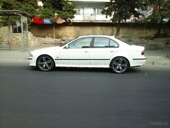 BMW 528 1998, 387,000 km - 2.8 l - Bakı