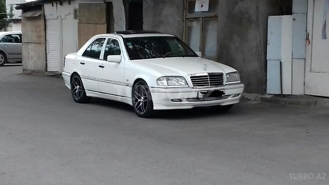 Mercedes C 240 1997, 302,105 km - 2.4 л - Bakı
