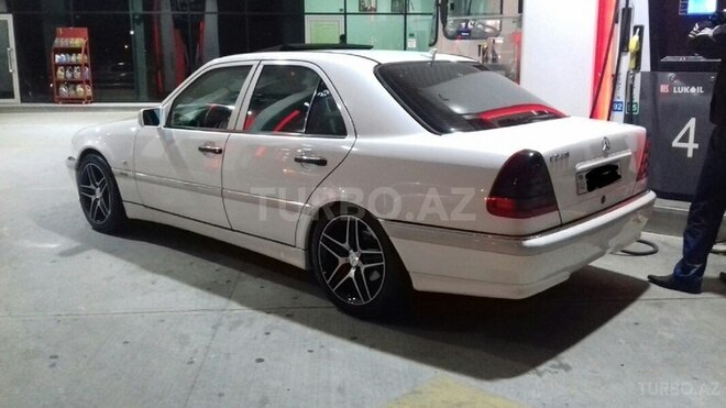 Mercedes C 240 1997, 302,105 km - 2.4 л - Bakı