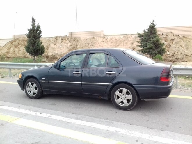 Mercedes C 220 1999, 358,000 km - 0.2 l - Bakı