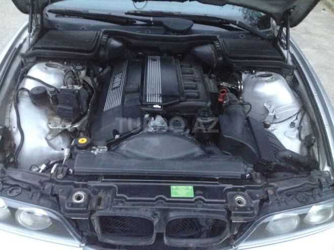 BMW 528 2000, 251 km - 2.8 l - Bakı